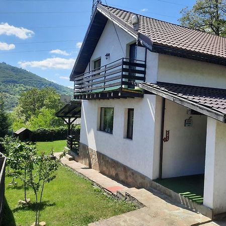 Vila Roxana Pangarati Buitenkant foto