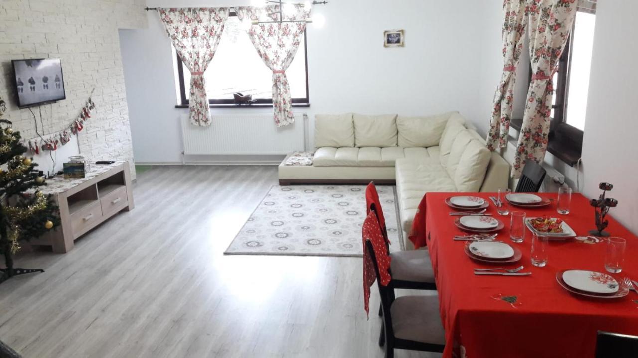 Vila Roxana Pangarati Buitenkant foto